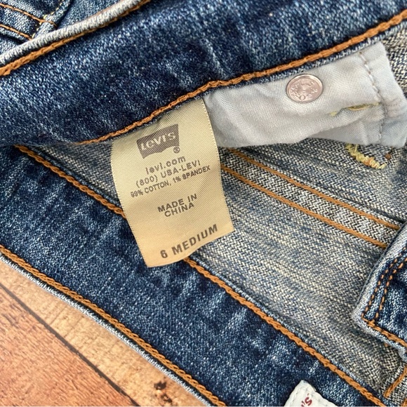 LEVIS 505 Straight Leg Jeans, Classic 5 Pocket Style - Picture 7 of 13